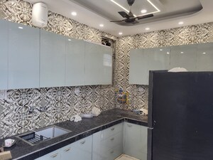 Kitchen in 1 BHK Builder Floor at Malviya Nagar – for Rent