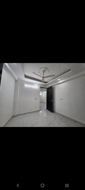 Room in 2 BHK Builder Floor at Saket – for Rent