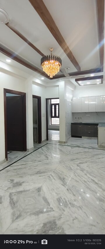 Building Lobby in 2 BHK Builder Floor at Ashoka Enclave – for Sale