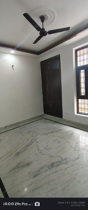 2 BHK Builder Floor for Sale in Ashoka Enclave, Faridabad