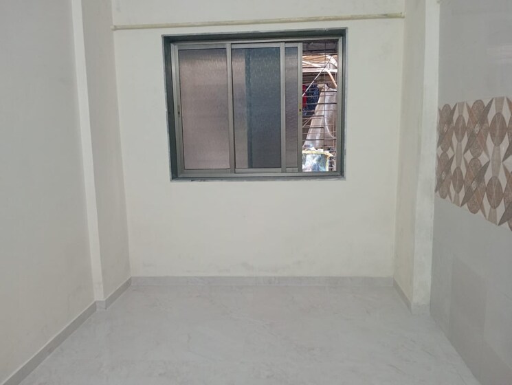 Room, bindra-complex 1 RK 350 Sq.Ft. Apartment In Andheri East Mumbai 9426191