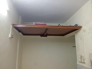 Furnished Amenities in 1 RK Apartment at Bindra Complex, Andheri East – for Sale