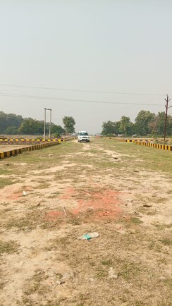 Plot For Sale in Kisan Path