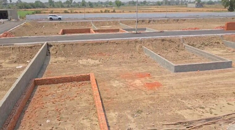 undefined, lakshay-parilok-apartment  88 Sq.Yd. Plot In Badalpur Greater Noida 9426209