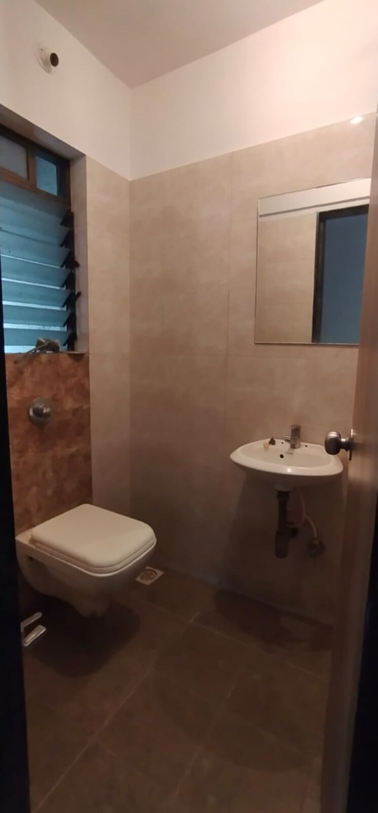 Bathroom, chembur 2 Bedroom 1170 Sq.Ft. Apartment In Chembur Mumbai 9426189