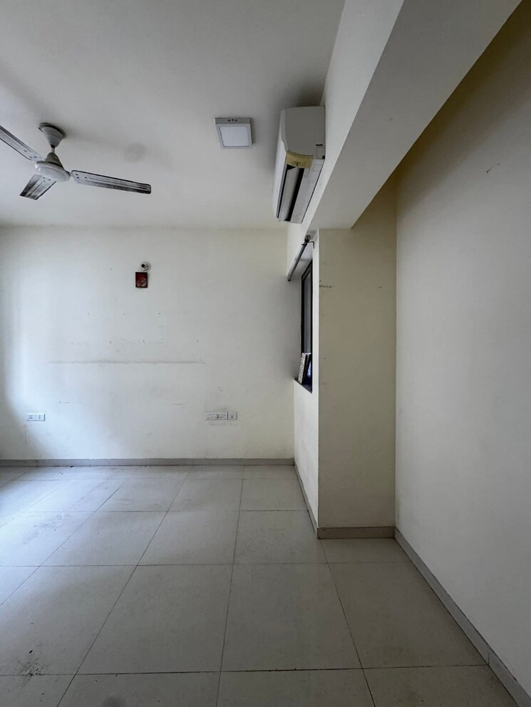 Bedroom, lodha-splendora 3 Bedroom 871 Sq.Ft. Apartment In Ghodbunder Road Thane 9426204