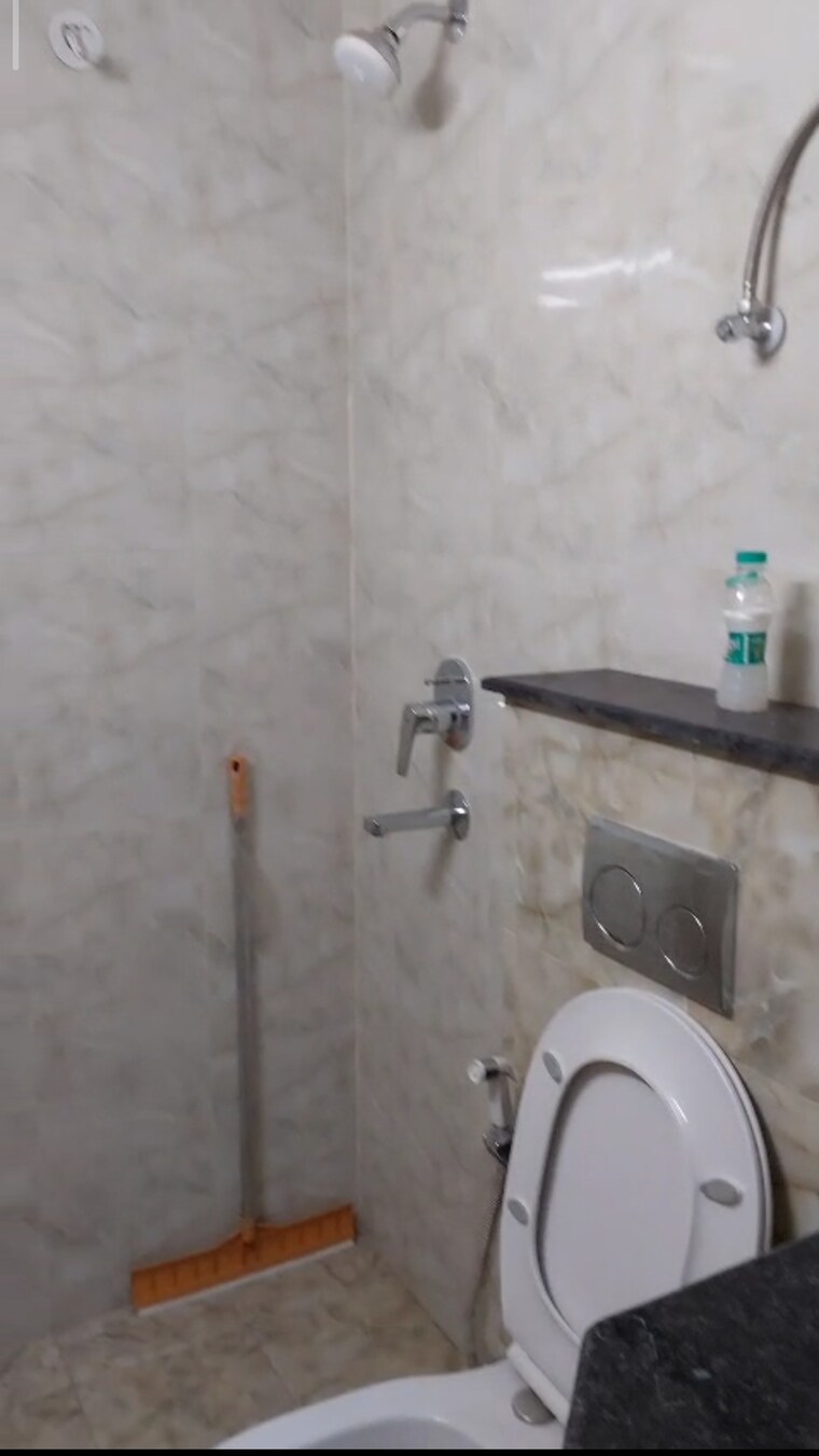 Bathroom, wave-executive-floors 2 Bedroom 900 Sq.Ft. Apartment In Wave City Ghaziabad 9426261