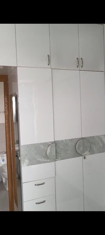 Furnished Amenities in 2 BHK Apartment at Pyramid Heights, Sector 85 – for Rent