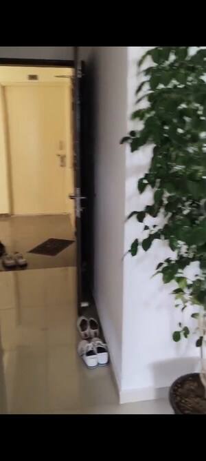 Furnished Amenities in 2 BHK Apartment at Pyramid Heights, Sector 85 – for Rent