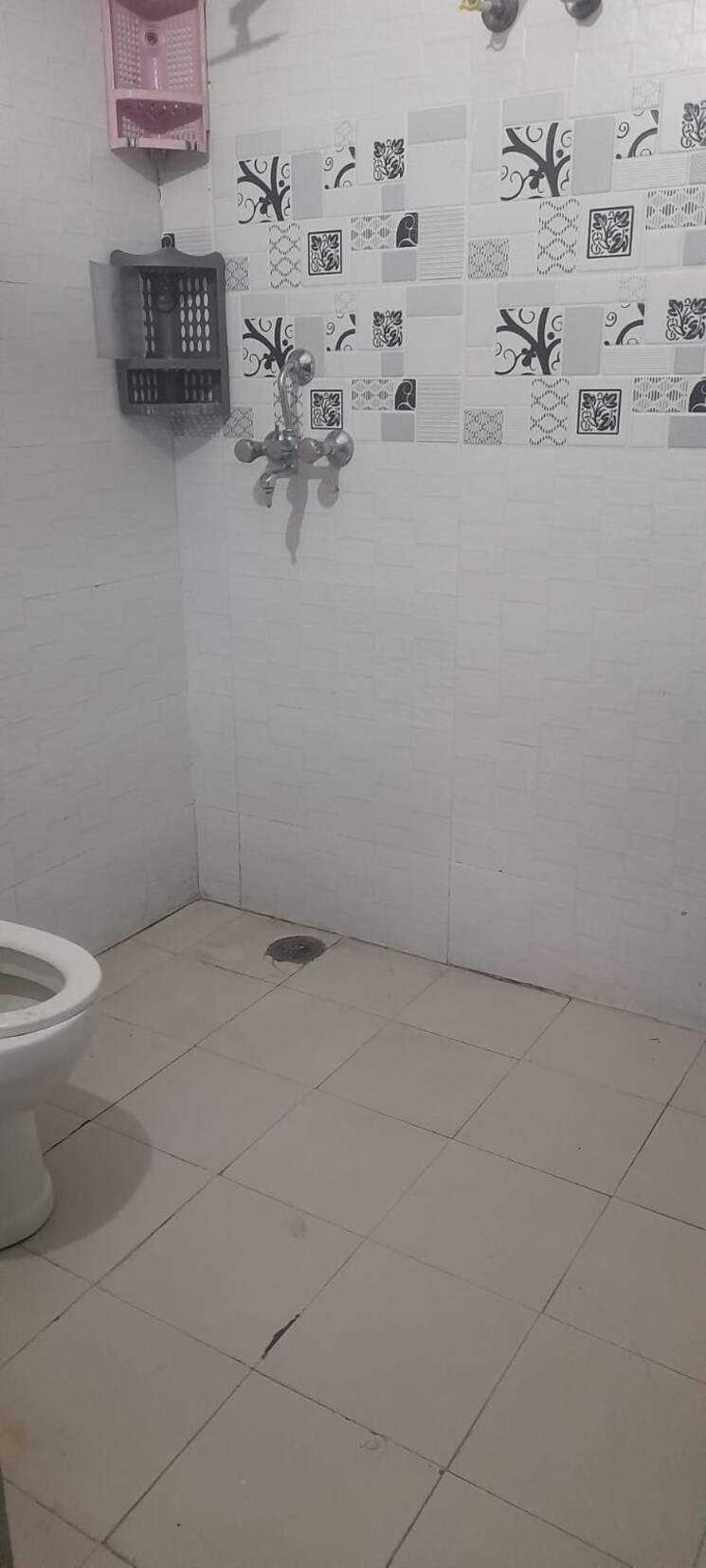 Bathroom, skyline-park 2 Bedroom 1350 Sq.Ft. Apartment In Vip Road Zirakpur 9426275