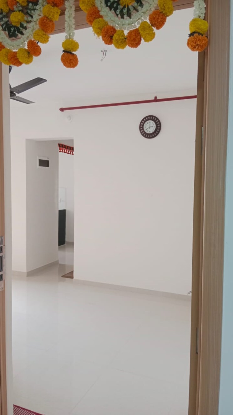 Room, lodha-aqua 1 Bedroom 425 Sq.Ft. Apartment In Mira Road Thane 9426291