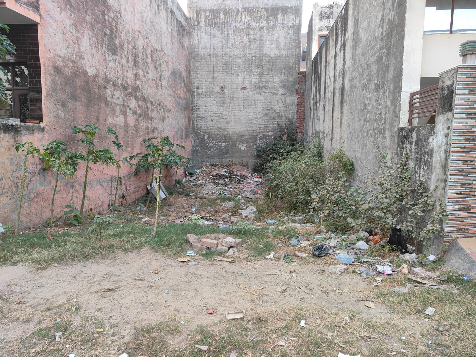 Plot For Sale in VIP Road