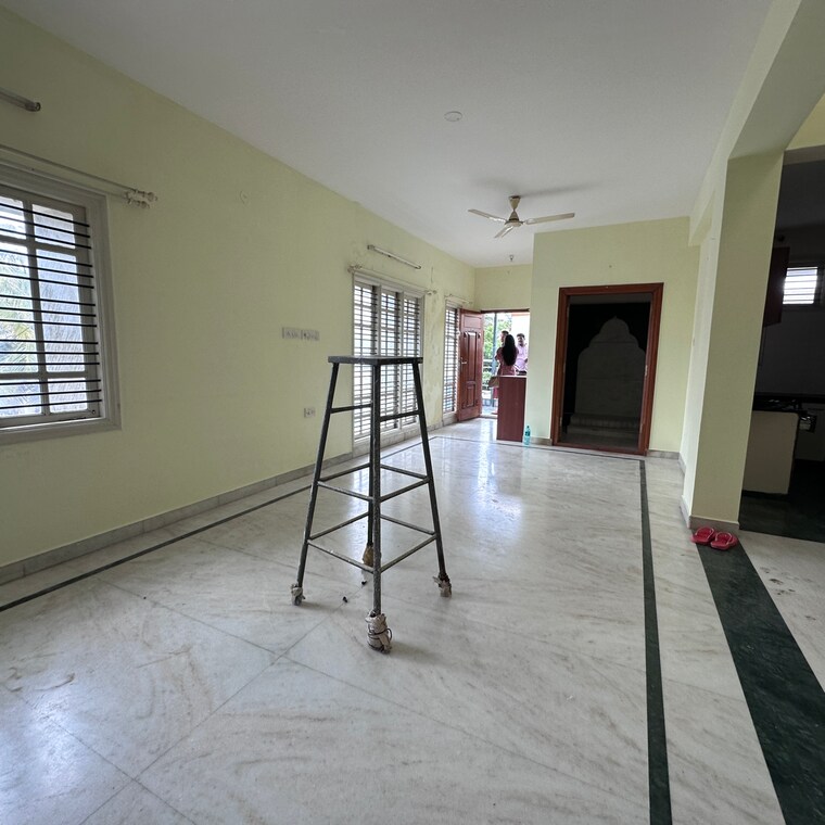 undefined, padmanabha nagar 4 Bedroom 2500 Sq.Ft. Apartment In Padmanabha Nagar Bangalore 9426348