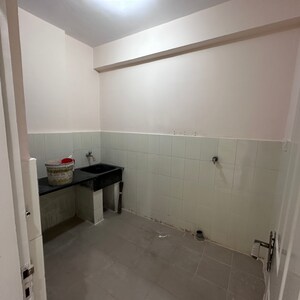 Room in 4 BHK Apartment at Padmanabha Nagar – for Rent