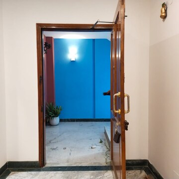 Master Bedroom in 3 BHK Builder Floor at Nehru Enclave – for Rent