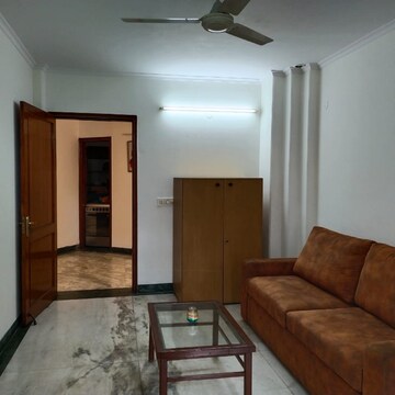Master Bedroom in 3 BHK Builder Floor at Nehru Enclave – for Rent