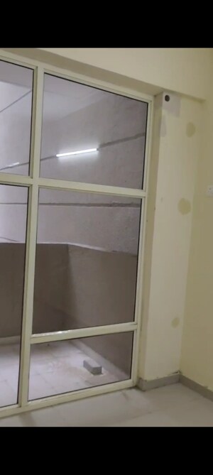 Furnished Amenities in 2 BHK Apartment at Pyramid Heights, Sector 85 – for Rent