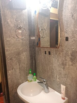 Bathroom in 1 BHK Apartment at Vakola Crystal CHS, Santacruz East – for Rent