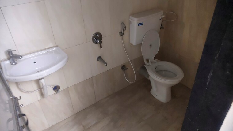 Bathroom, kalyani-height 1 Bedroom 425 Sq.Ft. Apartment In Kalyan West Thane 9426399