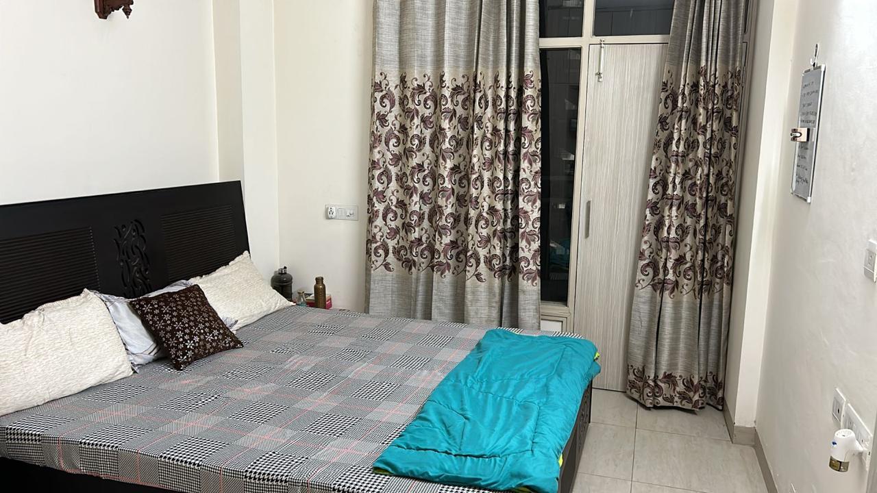 2.5 BHK + Pooja Room 1400 Sq.Ft. Apartment in Malwa Escon Arena
