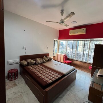 Bedroom in 3 BHK Builder Floor at Arshie Complex, Versova – for Rent