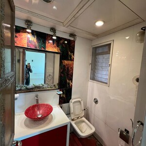 Team Area in 3 BHK Builder Floor at Arshie Complex, Versova – for Rent