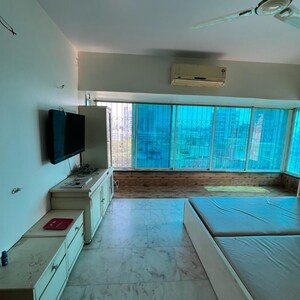 Bedroom in 3 BHK Builder Floor at Arshie Complex, Versova – for Rent