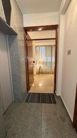  3 BHK Apartment at Malcha Marg – for Rent