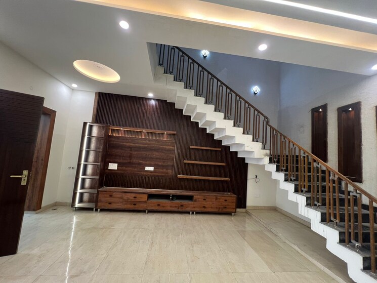 Exterior View, vip road 3 Bedroom 128 Sq.Yd. Independent House In Vip Road Zirakpur 9426420