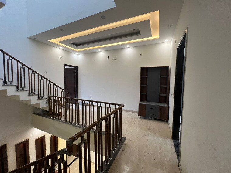 undefined, vip road 3 Bedroom 128 Sq.Yd. Independent House In Vip Road Zirakpur 9426420