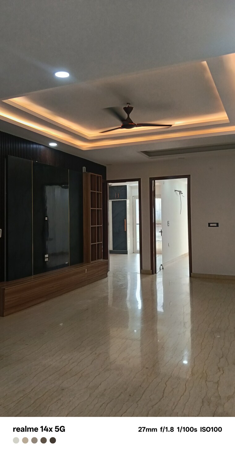 Room, pal-galleria 3 Bedroom 180 Sq.Ft. Builder Floor In Sector 89 Faridabad 9426424