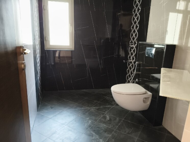 Bathroom, sumadhura-horizon 3.5 Bedroom 2475 Sq.Ft. Builder Floor In Kondapur Hyderabad 9426433