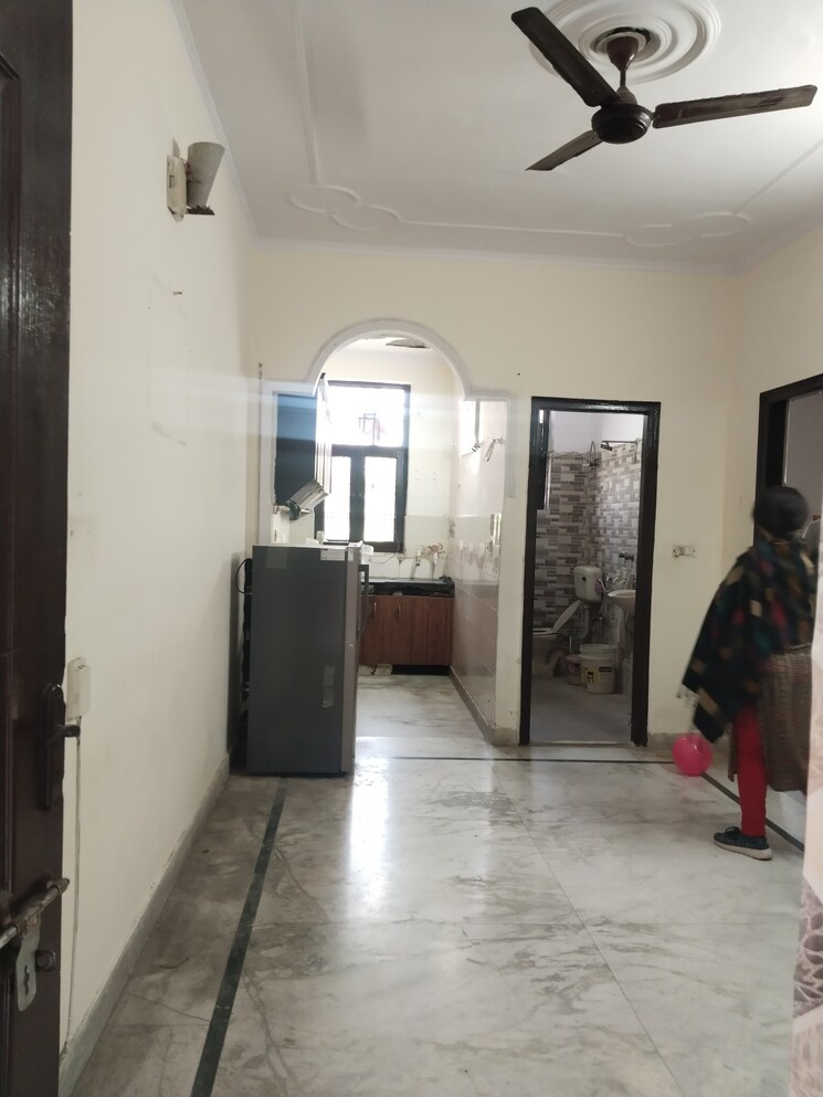 Room, sector 34 2 Bedroom 1200 Sq.Ft. Builder Floor In Sector 34 Faridabad 9426440