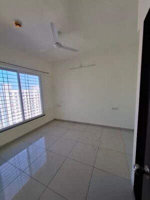 Room in 1 BHK Apartment at Kolte Patil Life Republic, Hinjewadi – for Rent