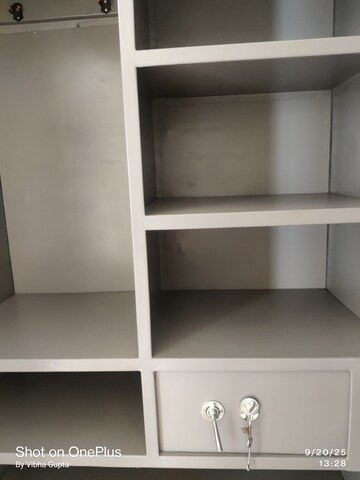 Furnished Amenities in 3 BHK Apartment at Ansal Crown Heights, Sector 80 – for Rent