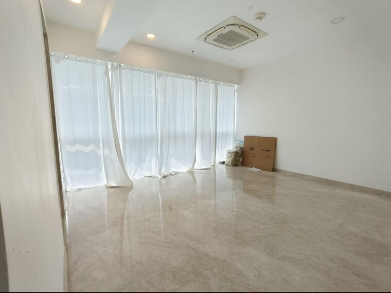 Bathroom, kalpataru-horizon 4 Bedroom 2778 Sq.Ft. Apartment In Worli Mumbai 9426457