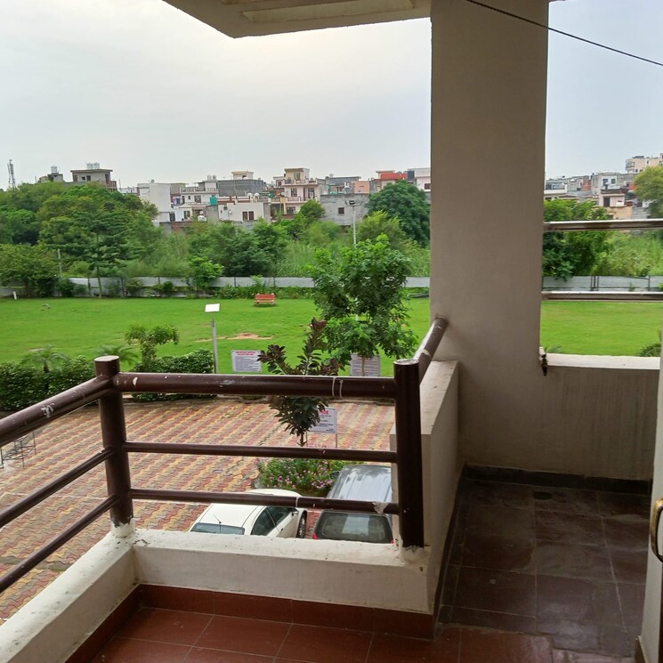 Balcony, patiala road 3 Bedroom 1500 Sq.Ft. Apartment In Patiala Road Zirakpur 9426472