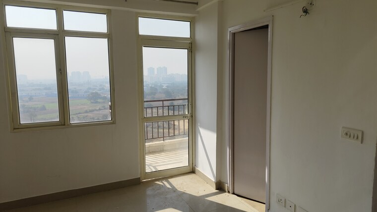 Room, suncity-avenue-76 2 Bedroom 735 Sq.Ft. Apartment In Sector 76 Gurgaon 9426468