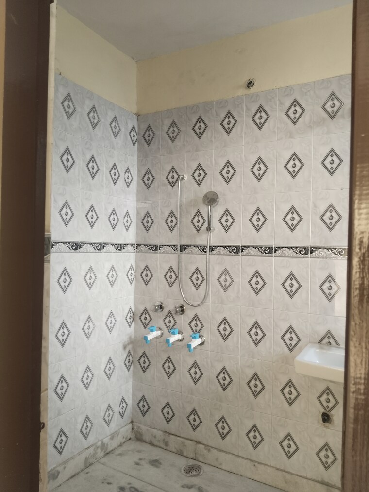 Master Plan, ashoka-enclave-faridabad 3 Bedroom 1800 Sq.Ft. Builder Floor In Sector 34 Faridabad 9426500