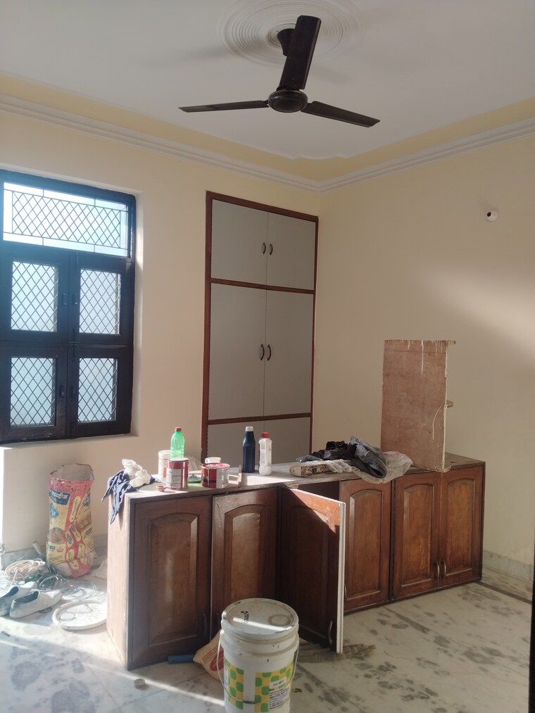 Kitchen, ashoka-enclave-faridabad 3 Bedroom 1800 Sq.Ft. Builder Floor In Sector 34 Faridabad 9426500
