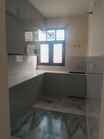 Kitchen in 3 BHK Builder Floor at Ashoka Enclave Faridabad, Sector 34 – for Rent