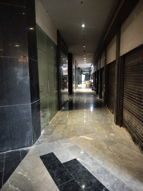 Retail Shop For Rent in Galaxy Blue Sapphire Plaza