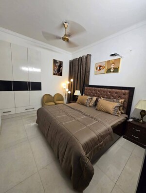 Bedroom in 2 BHK Builder Floor at Saket – for Rent