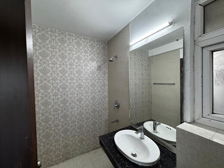 Bathroom, urbtech-xaviers 3 Bedroom 1400 Sq.Ft. Apartment In Sector 168 Noida 9426501