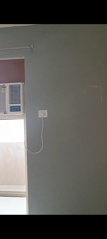 Furnished Amenities in 2 BHK Apartment at Pyramid Heights, Sector 85 – for Rent