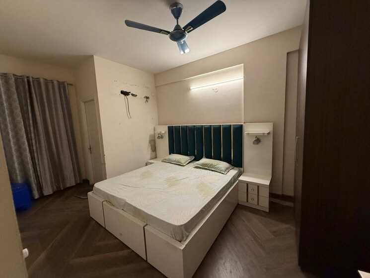 Bedroom, wave-executive-floors 2 Bedroom 900 Sq.Ft. Apartment In Wave City Ghaziabad 9426548