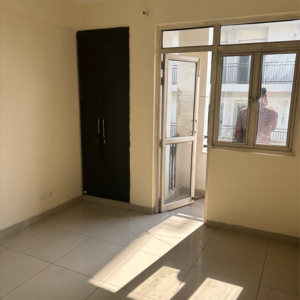 Room in 3 BHK Builder Floor at Wave Executive Floors, Bayana – for Rent