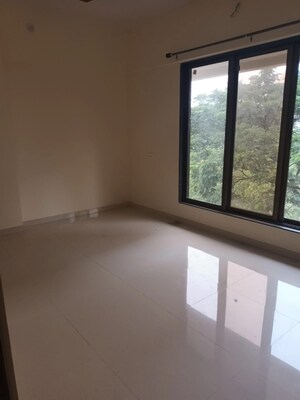 2.5 BHK Apartment For Rent in Wadhwa TW Gardens, Kandivali East