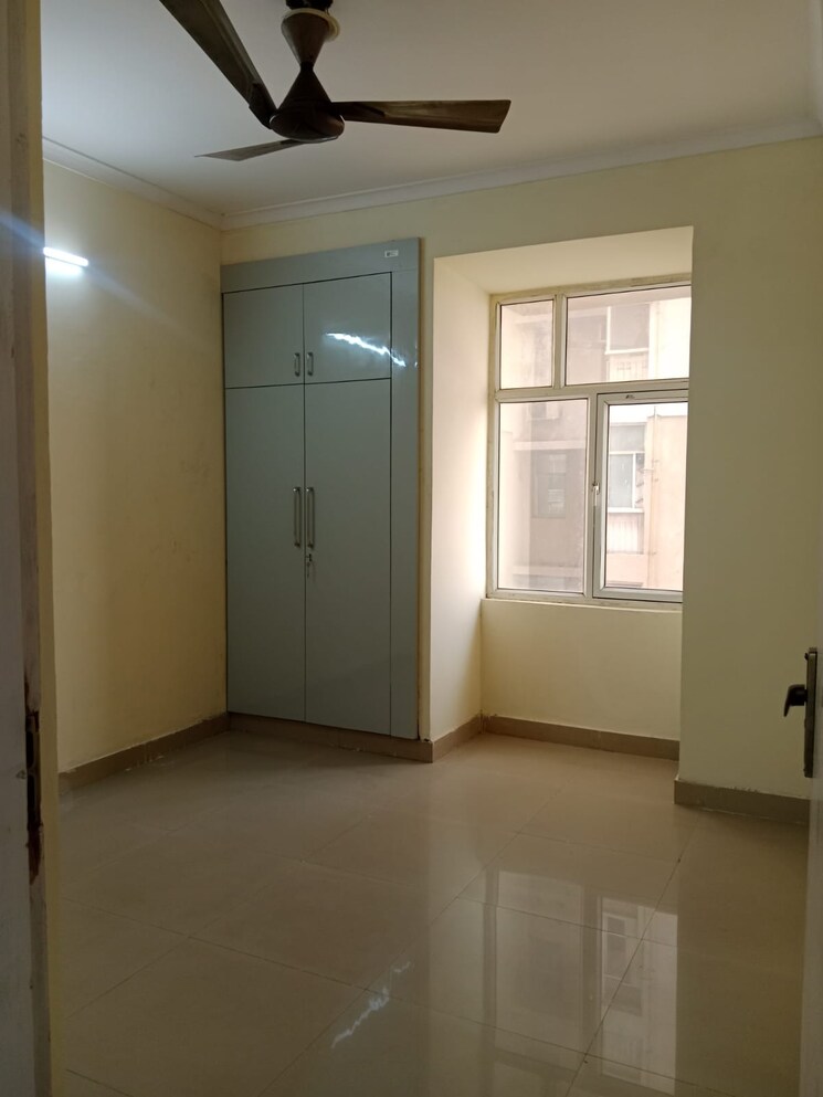 Room, jkg-palm-court 2 Bedroom 609 Sq.Ft. Apartment In Sector 16c Greater Noida Greater Noida 9426582