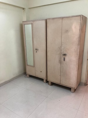 Room in 2 BHK Apartment at Vashi Sector 15 – for Sale